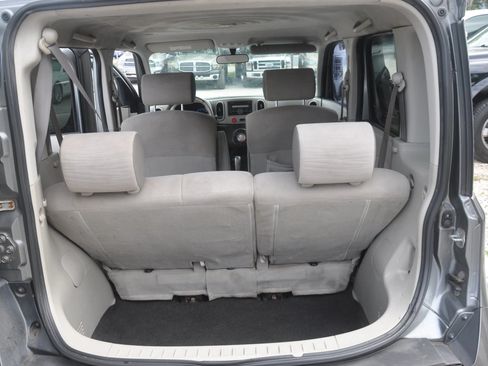 Used 2010 Nissan Cube 1.8 SL w/ Interior Designer Pkg FWD image 11