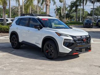 Certified 2025 Nissan Rogue SV video 3