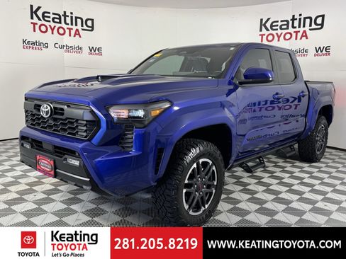 Certified 2025 Toyota Tacoma TRD Sport image 9