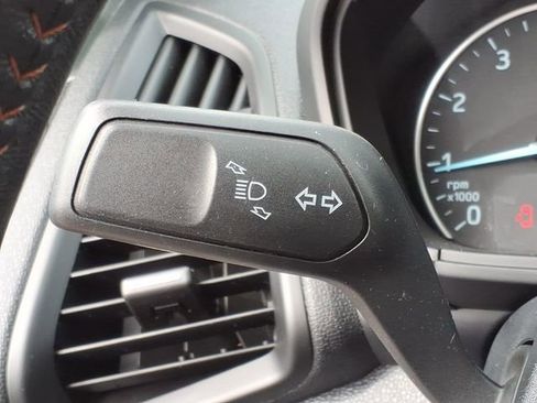 Used 2021 Ford EcoSport SE w/ SE Appearance Package image 23