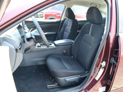 New 2025 Nissan Sentra SV w/ All-Weather Package image 8