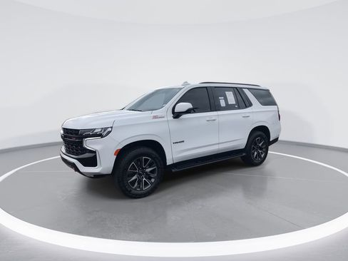 Used 2023 Chevrolet Tahoe Z71 w/ Luxury Package image 4