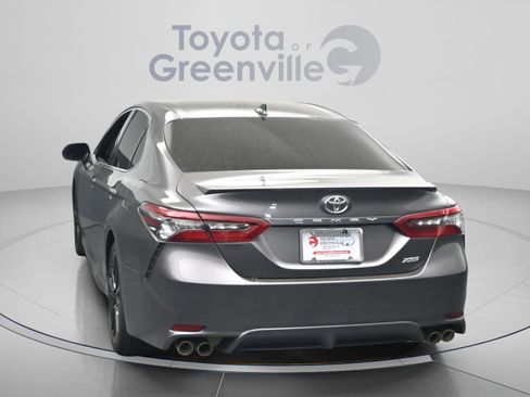 Certified 2022 Toyota Camry XSE FWD image 10