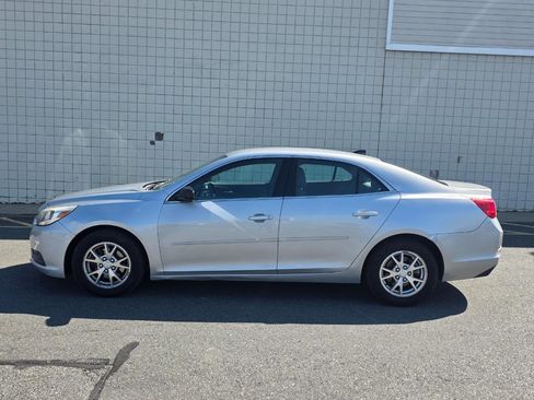 Used 2014 Chevrolet Malibu LS FWD image 4