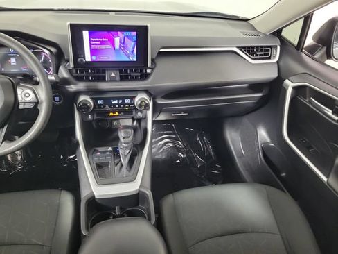 Used 2023 Toyota RAV4 XLE FWD image 17