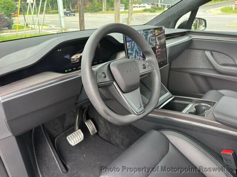 Used 2024 Tesla Model X AWD/4WD image 20