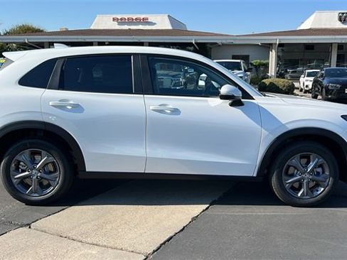 New 2026 Honda HR-V LX image 3