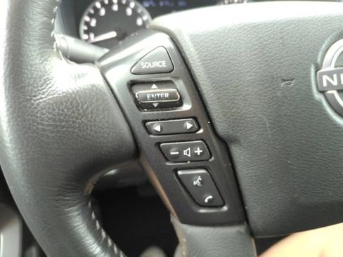 Used 2022 Nissan Frontier SV RWD image 33
