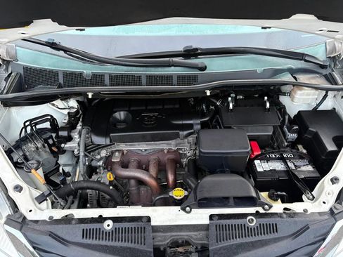Used 2012 Toyota Sienna LE FWD image 16