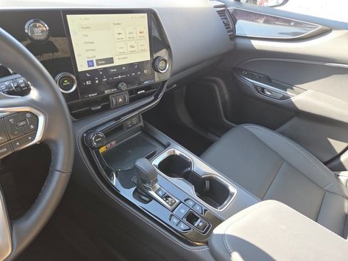 Certified 2025 Lexus NX 350 AWD w/ Cold Area Package image 41