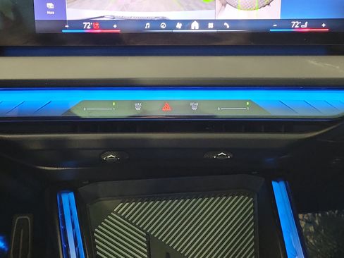 Certified 2025 BMW X3 M50 w/ Premium Package image 20