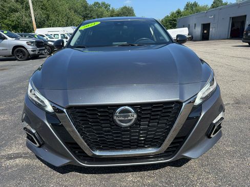 Used 2021 Nissan Altima 2.5 SR w/ SR Premium Package AWD/4WD image 3