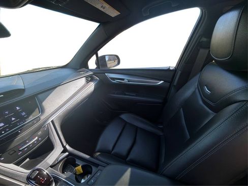 Used 2021 Cadillac XT5 Luxury AWD/4WD image 44