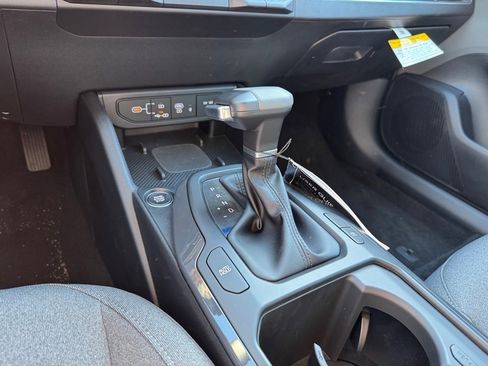 New 2025 Kia K4 EX image 15