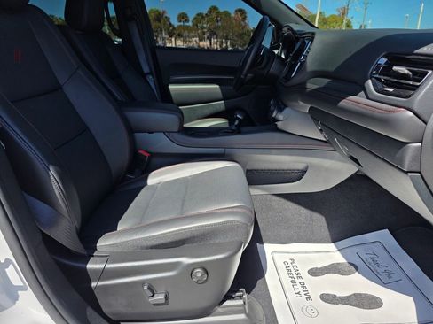 Used 2025 Dodge Durango R/T image 10