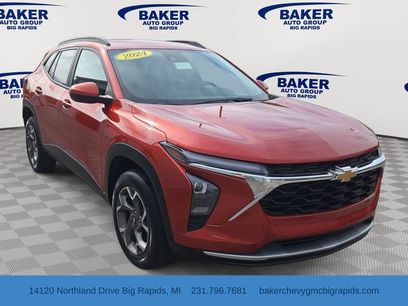 Used 2024 Chevrolet Trax LT w/ Driver Confidence Package