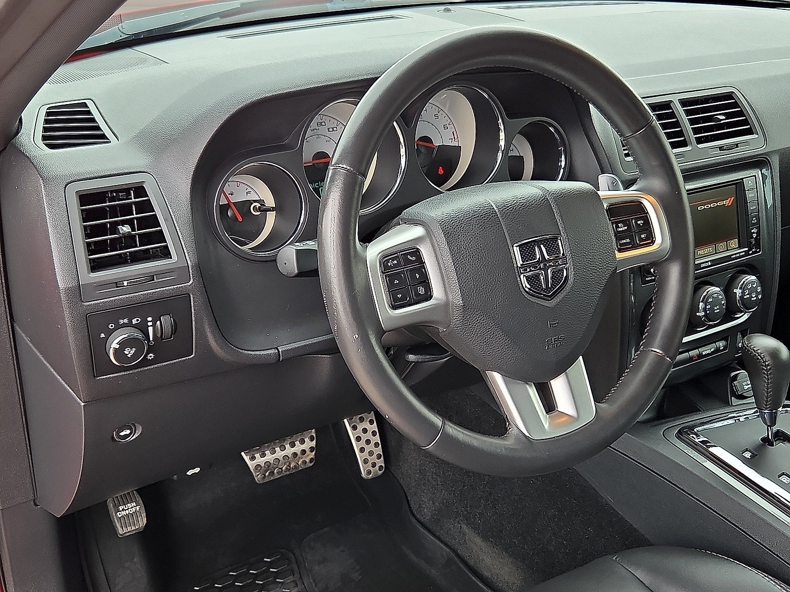 Used 2014 Dodge Challenger SXT Plus RWD image 12