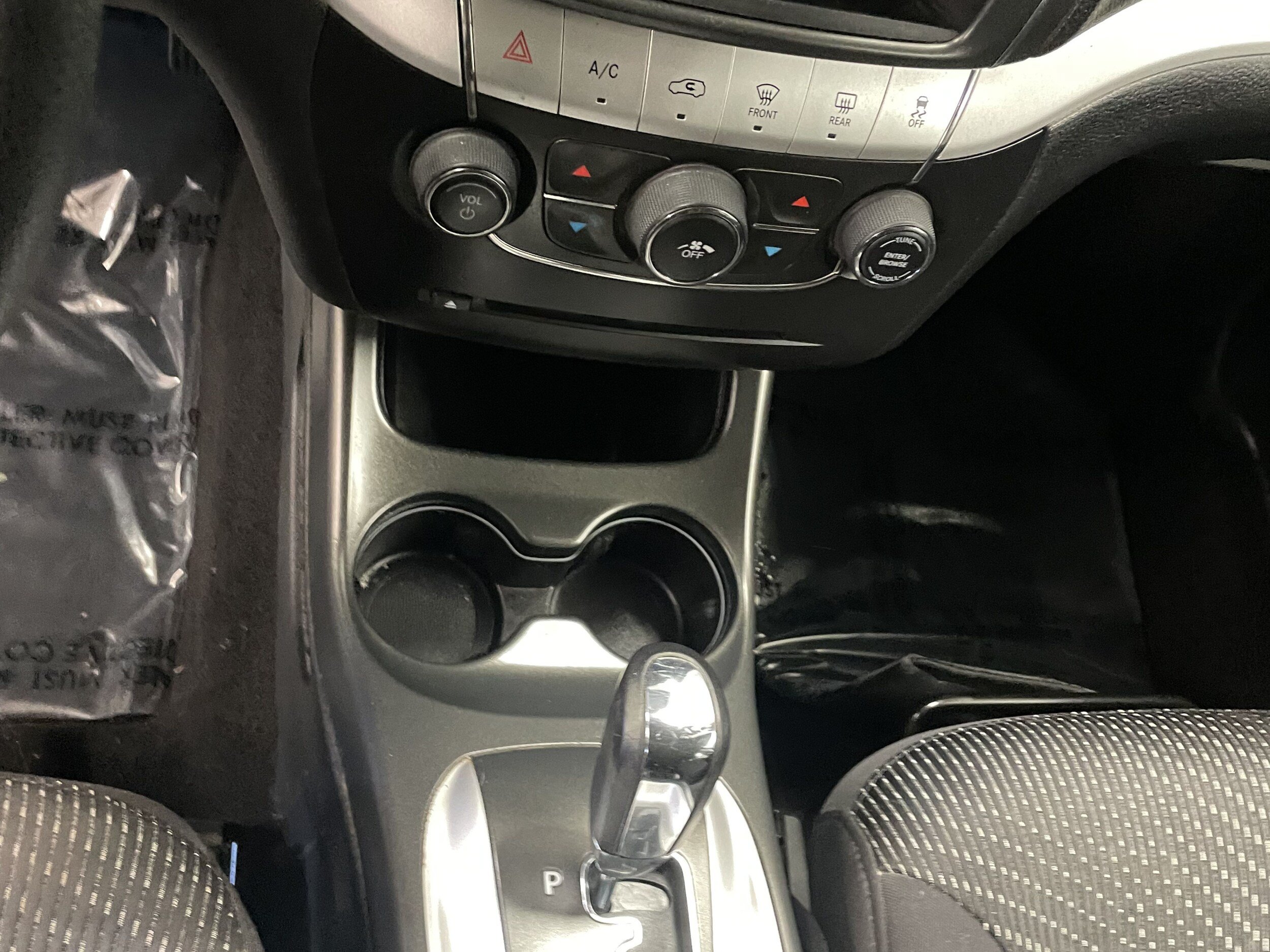 Used 2014 Dodge Journey SXT w/ Comfort/Convenience Group AWD/4WD image 15