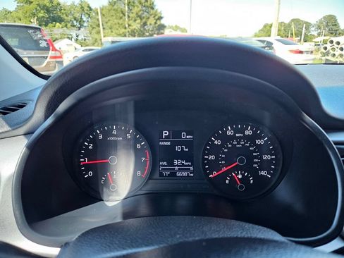 Used 2021 Kia Rio S FWD image 12