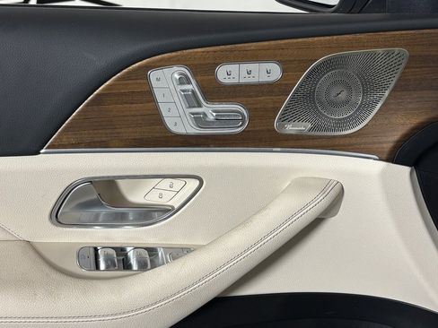 Certified 2025 Mercedes-Benz GLS 450 GLS 450 image 11