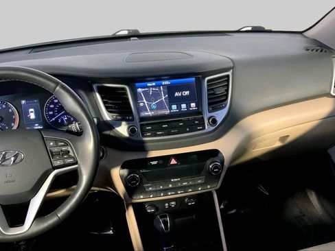 Used 2018 Hyundai Tucson Limited w/ Ultimate Package 02 FWD image 7