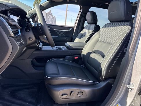 New 2026 GMC Acadia Denali w/ Super Cruise Package image 18