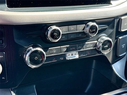 Used 2022 Ford F150 XLT w/ Equipment Group 302A High image 15