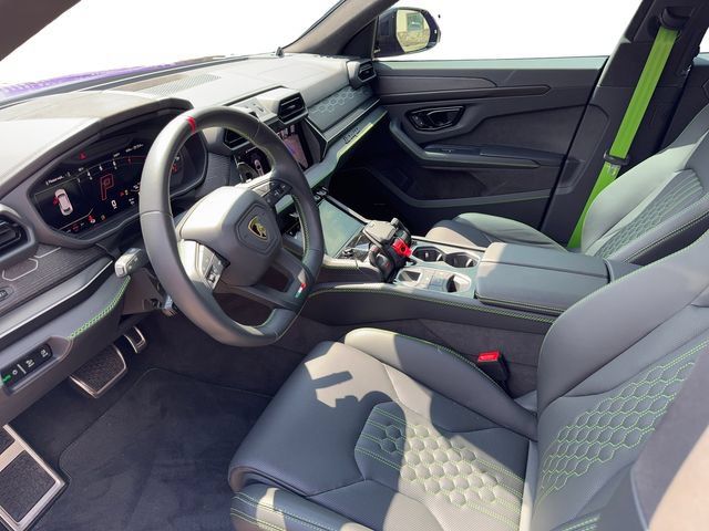 Used 2025 Lamborghini Urus SE AWD/4WD image 11