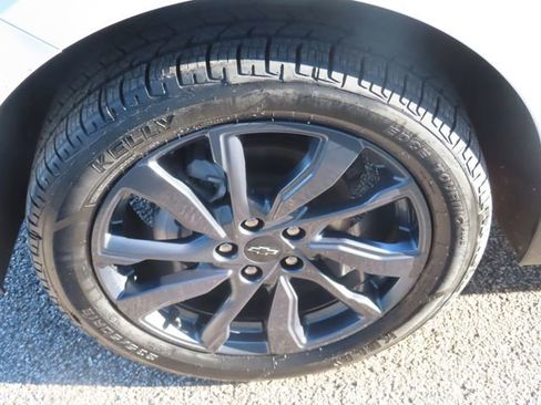 Used 2024 Chevrolet Equinox RS AWD/4WD image 15