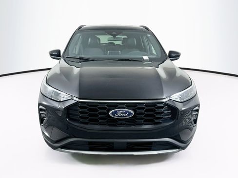 Used 2025 Ford Escape ST-Line Select AWD/4WD image 2