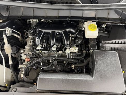 Certified 2025 Nissan Pathfinder SV AWD/4WD image 12