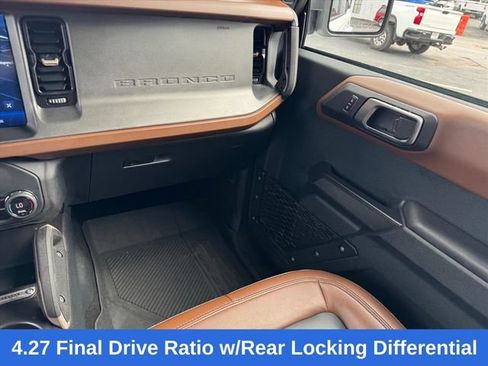 Used 2024 Ford Bronco Outer Banks AWD/4WD image 21