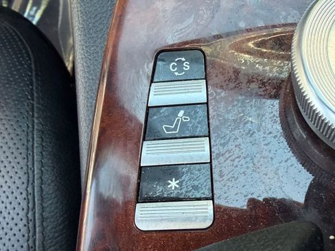 Used 2007 Mercedes-Benz S 550 image 28