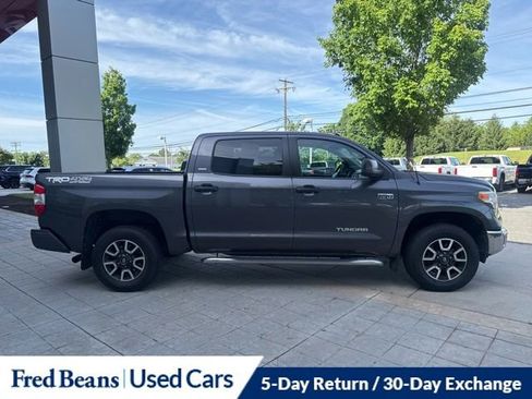 Used 2016 Toyota Tundra SR5 w/ TRD Off Road Package AWD/4WD image 3
