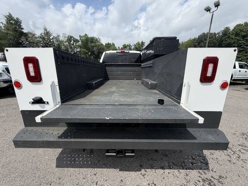 Used 2024 Ford F350 XL w/ XL Chrome Package AWD/4WD image 16