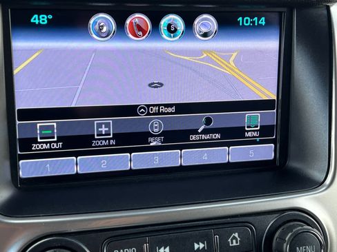 Used 2017 Chevrolet Suburban LT image 20