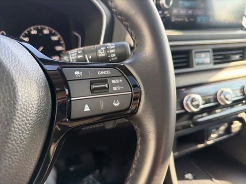 Used 2023 Honda Pilot Touring image 42