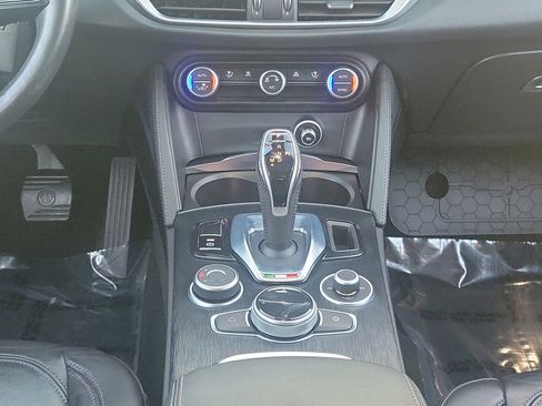 Used 2020 Alfa Romeo Stelvio w/ Nero Edizione image 29