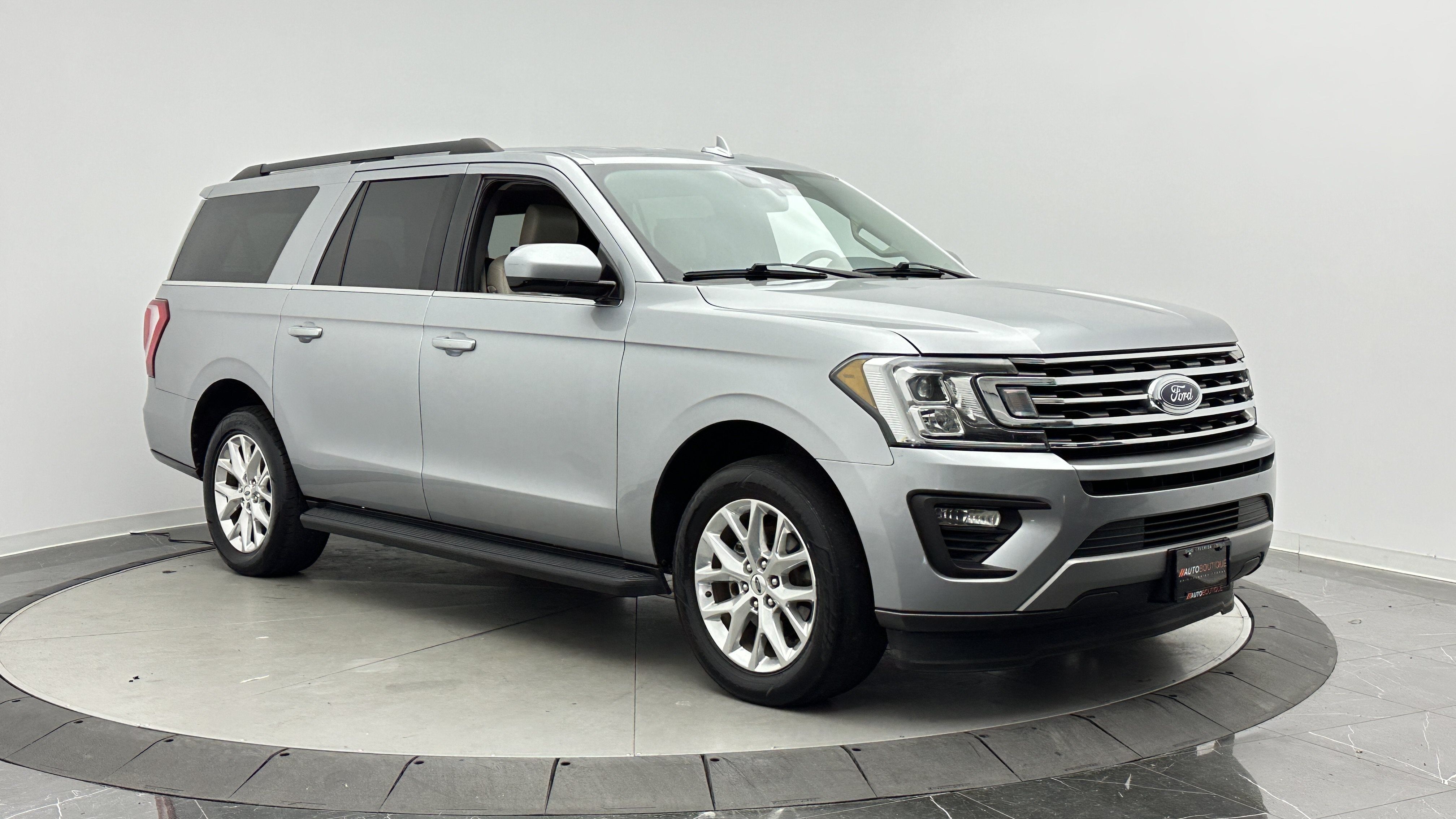 Used 2020 Ford Expedition Max XLT RWD image 3