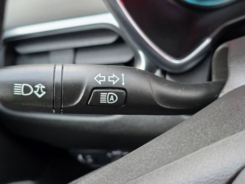 Used 2022 Chevrolet Equinox LS w/ LS Convenience Package image 36