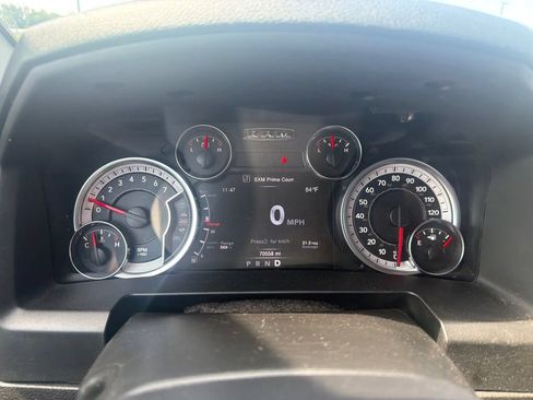 Used 2023 RAM 1500 Classic SLT w/ Trailer & Traction Group RWD image 4