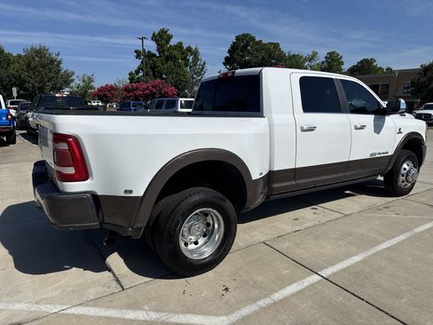 Used 2020 RAM 3500 Limited AWD/4WD image 9