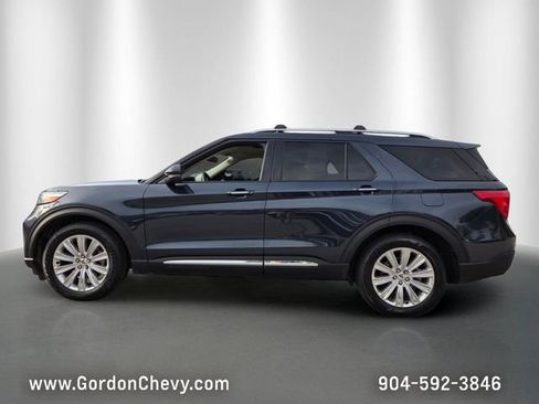 Used 2023 Ford Explorer Limited w/ Limited Technology Package RWD image 2