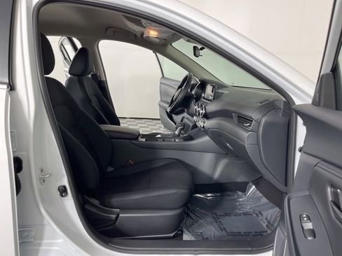 New 2025 Nissan Sentra S image 36