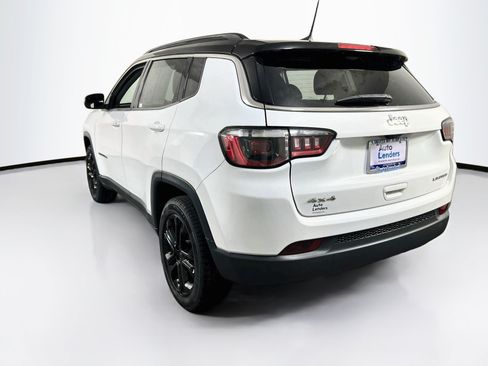 Used 2022 Jeep Compass Limited AWD/4WD image 7
