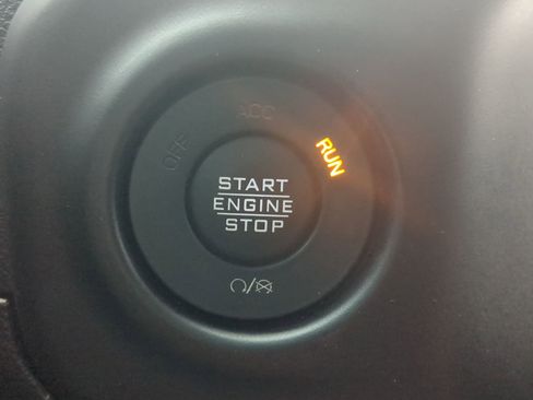 Used 2020 Jeep Gladiator Mojave image 19