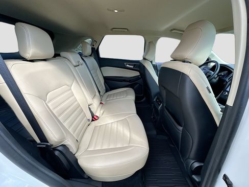 Certified 2024 Ford Edge SEL w/ Convenience Package image 25