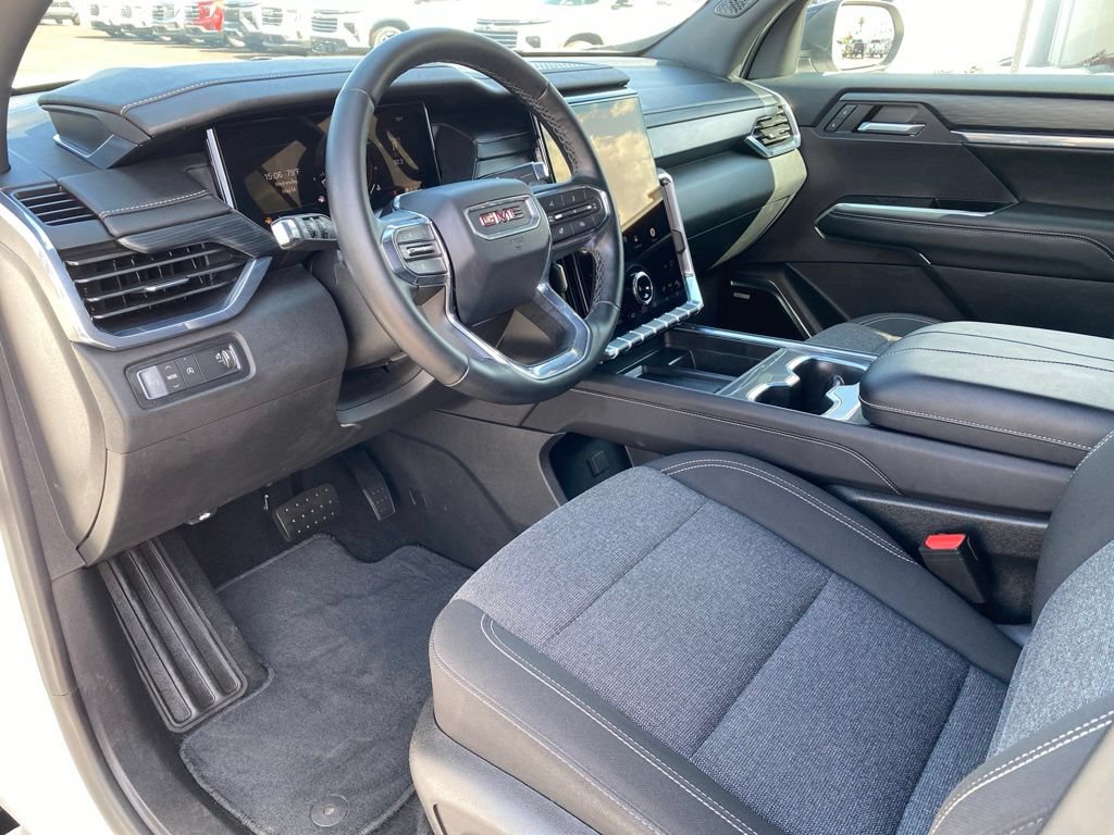 Used 2025 GMC Acadia Elevation FWD image 29