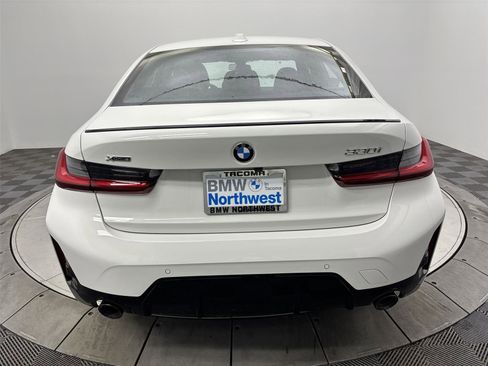 New 2026 BMW 330i xDrive Sedan w/ M Sport Package image 15