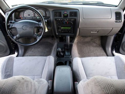 Used 2002 Toyota 4Runner SR5 image 20